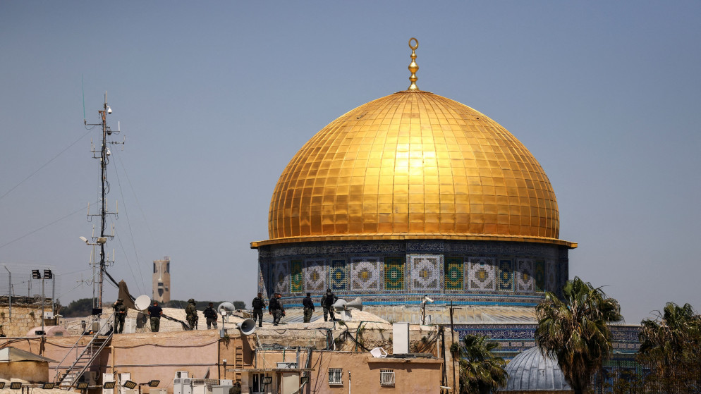 السلطة الفلسطينية تحذر من عواقب وخيمة لاستمرار اقتحامات المسجد الأقصى