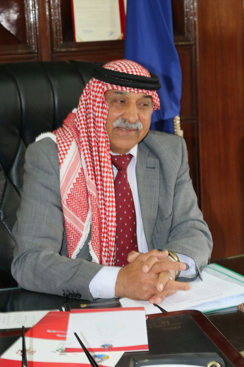 رئيس لجنة بلدية الزرقاء عبدالله القيسي يقرر دوام مديرية رخص المهن اليوم وغداً و لساعات مفتوحة 