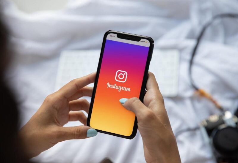 بعناوينهم وأرقامهم ..  سرقة بيانات الملايين من مستخدمي إنستغرام