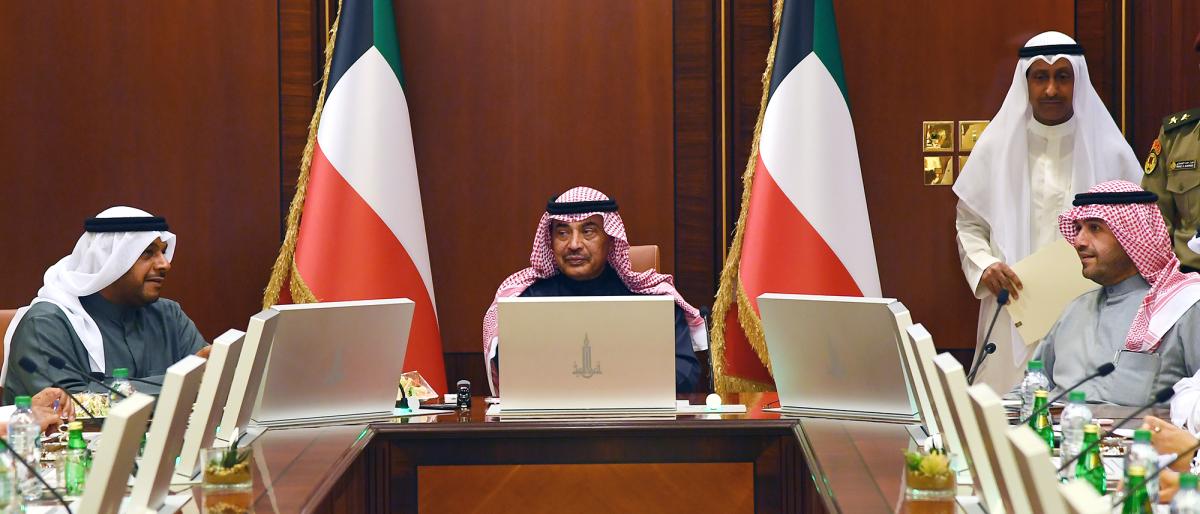 صحيفة: حكومة الكويت الجديدة تضم 10 وجوه جديدة و3 نساء