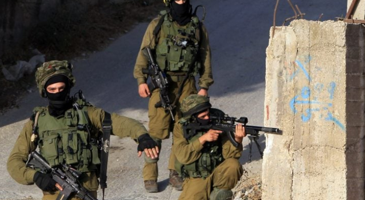استشهاد فلسطيني وإصابة آخرين برصاص قوات الاحتلال في أريحا