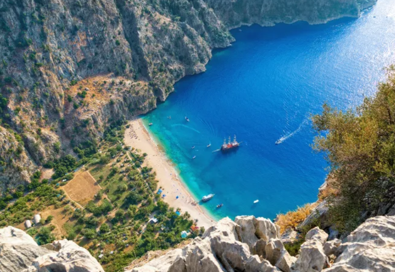 أنطاليا ..  من أفضل 10 وجهات ترفيهية في العالم