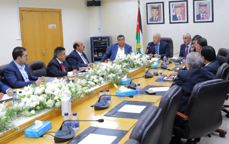 "الإدارية النيابية"تطلع على الوضع الإداري للمؤسسة الاقتصادية والاجتماعية للمتقاعدين العسكريين