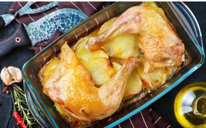 صينية البطاطس بالدجاج بالطريقة الأصلية