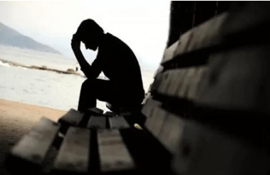 بعد أن رُزقت بالعمل أصبحت أشعر بالضيق وأتمنى البقاء في البيت!