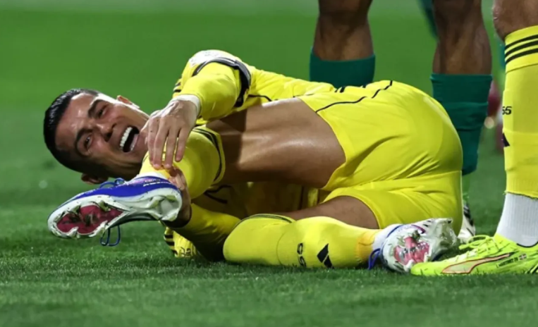 شكوك حول مشاركة رونالدو في كأس العالم