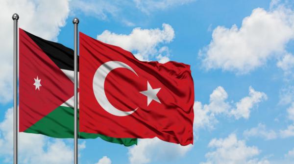 الأردن يعرب عن تعازيه لتركيا إثر تحطّم طائرة شحن عسكرية