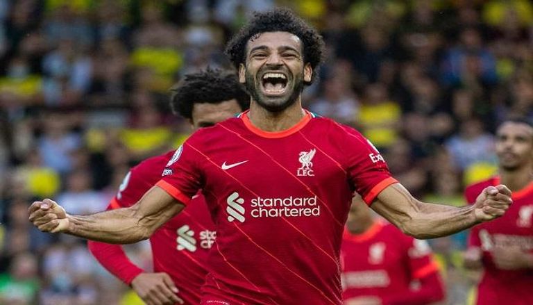 جائزة تاريخية تعوض محمد صلاح عن الكرة الذهبية