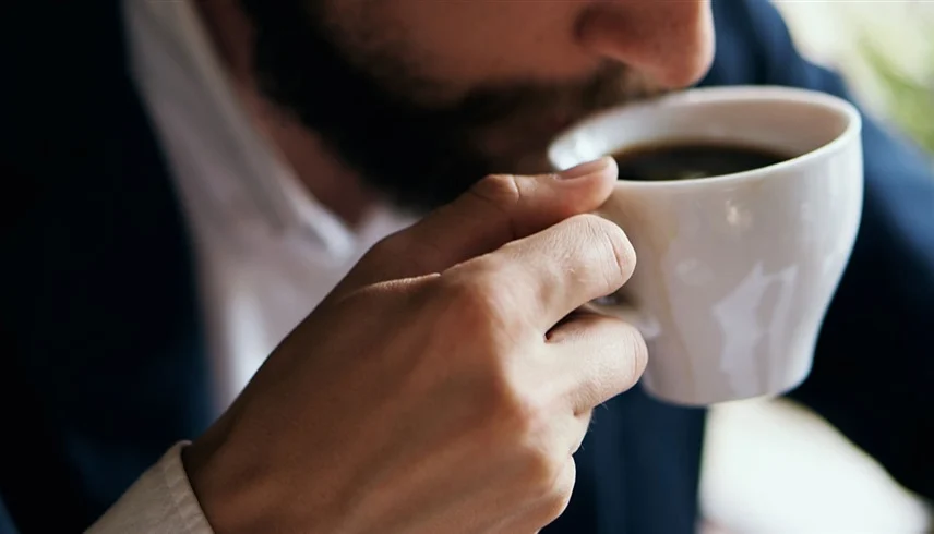 4 آثار جانبية يسببها تناول القهوة على معدة فارغة