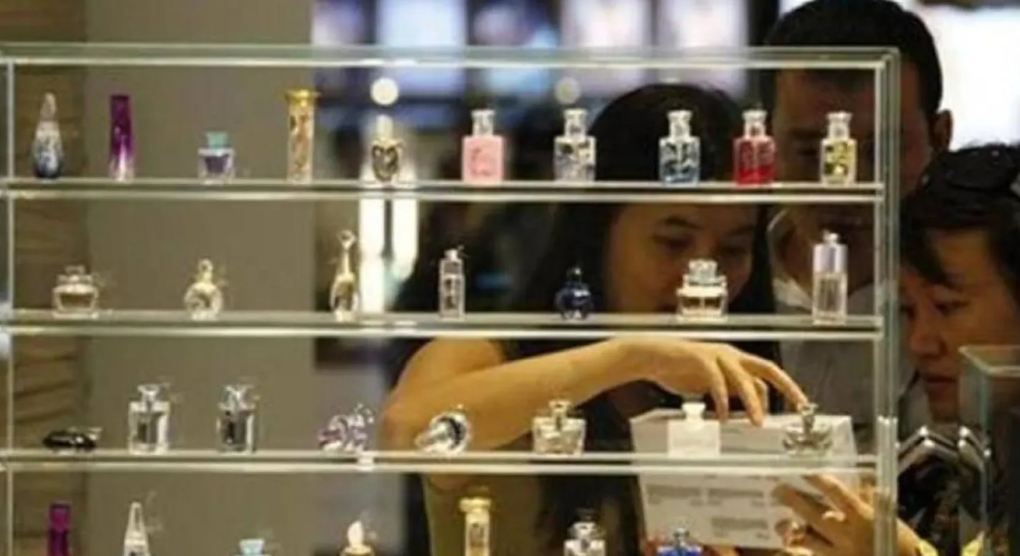 استخدام العطور قد يضر بصحتك