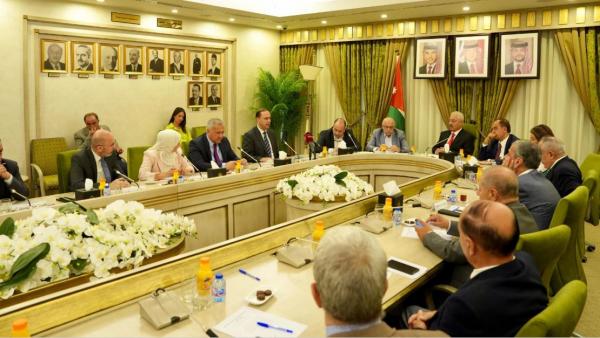 الحكومة: الأردن يتعامل مع المستجدات الإقليمية بمنهج حكيم ومتوازن