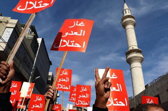 نقابة المهندسين تلوح بالتصعيد ضد اتفاقية الغاز الإسرائيلي 