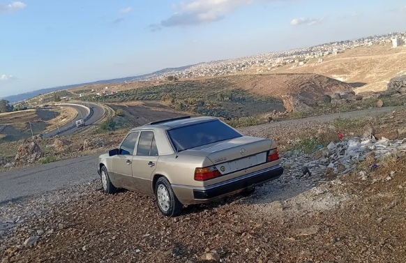 مرسيدس موديل 1991