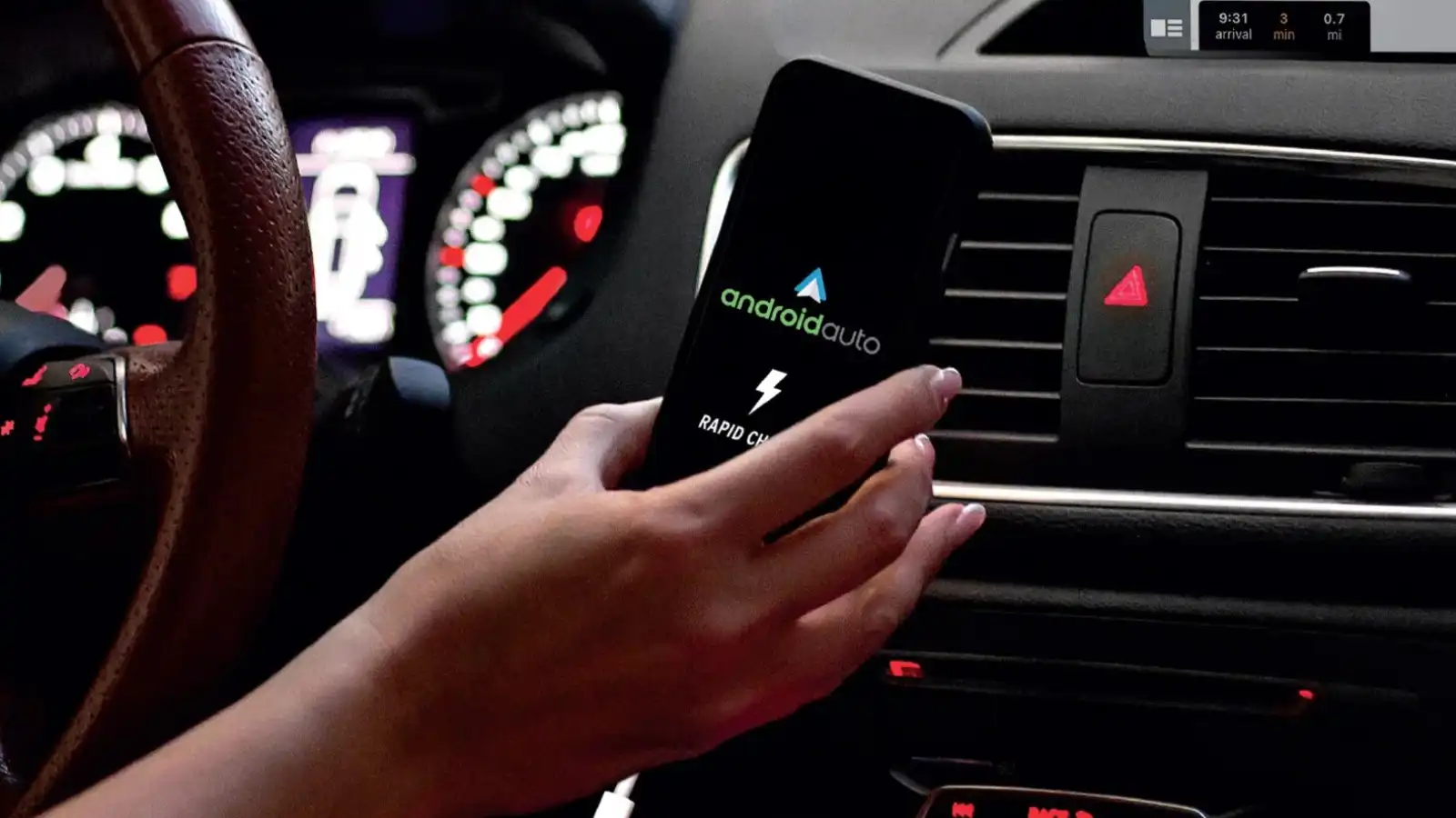 اكتشف أسرار Android Auto الخفية ..  نصائح ترفع كفاءة نظام سيارتك الذكي