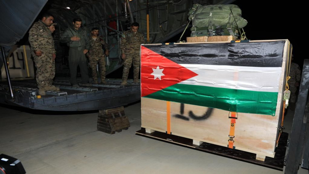 الحكومة: الأردن أرسل مساعدات لغزة من خلال 49 إنزالا جويا