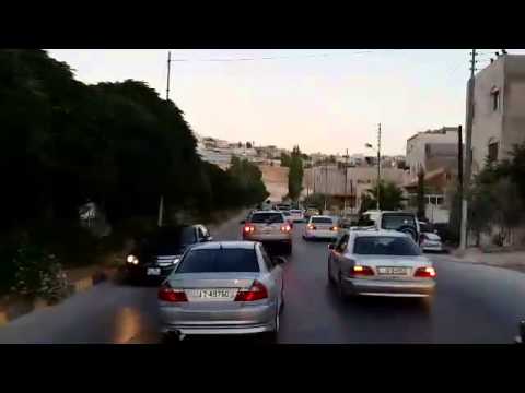 إمام سعودي يحظر مسيرات الأفراح "الفاردة" في القصيم 