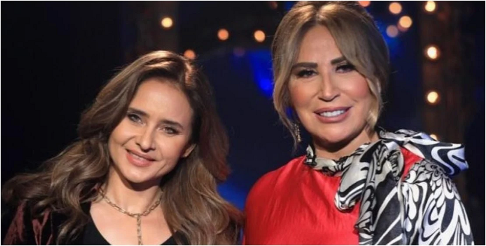 بالفيديو ..  نيللي كريم وإيناس الدغيدي تبكيان على الهواء