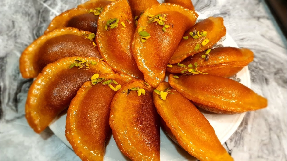 هل تناول الحلويات يزيد الشعور بالعطش ؟