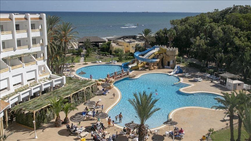 عائدات السياحة التونسية تهبط 65 بالمئة خلال 2020
