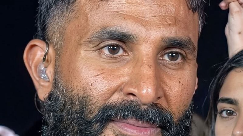 لوك جديد ..  أحدث ظهور للمطرب أحمد سعد بعد انفصاله عن زوجته علياء بسيوني