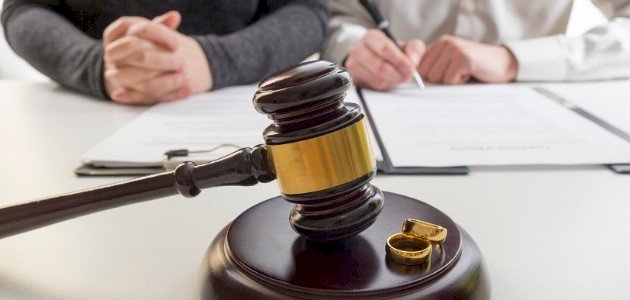 هل يثبت طلاق الزوجة من تاريخ الطلاق أم من تاريخ تثبيت الطلاق في المحكمة؟ ..  الإفتاء الأردنية تُجيب