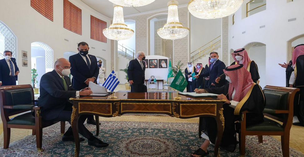 اليونان توقع اتفاقاُ مع السعودية لإعارتها منظومة باتريوت مع تزايد هجمات الحوثيين 