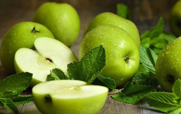 التفاح الأخضر ..  فوائد تغنيك عن زيارة الطبيب