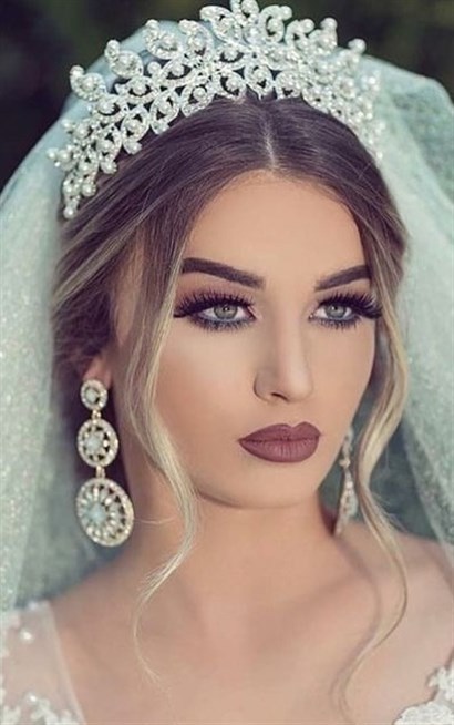 بالصور .. تألقي بأروع مكياج شتوي يوم زفافك!