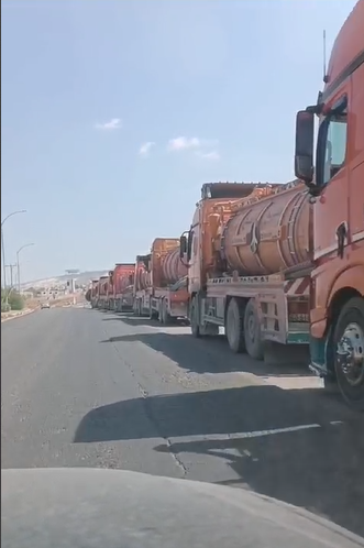 بالفيديو ..  إضراب سائقي صهاريج النضح بالأغوار الشمالية