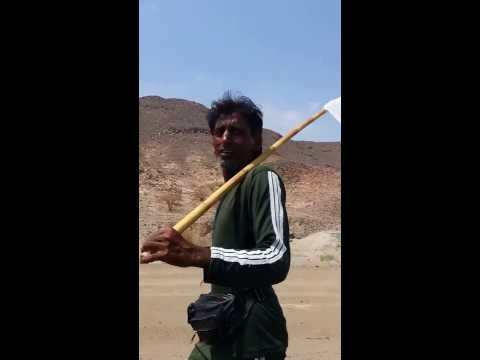 بالفيديو  ..  باكستاني يمشي 6000 كم لأداء الحج
