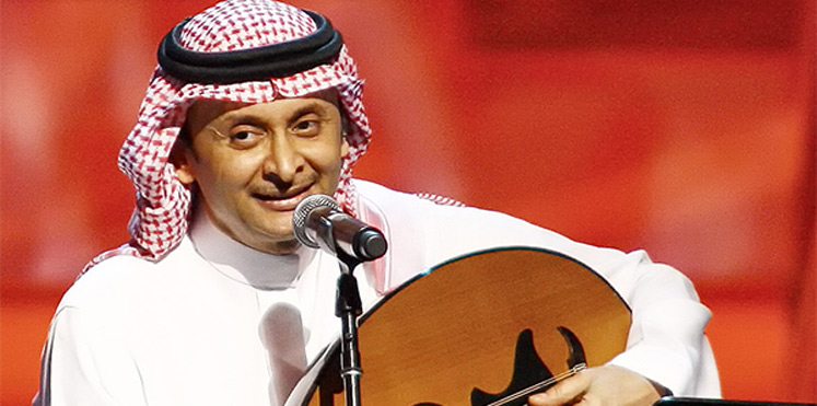 "صورة " عبدالمجيد عبدالله يتحدّى جمهوره بمعانقة هذه الفنانة للمرة الثانية! 