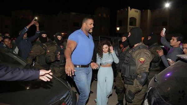 بالصور  ..  "عملاق" ميريام فارس يتحدث: مش عارف طولي كم؟