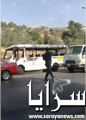 بالصور ..  احتراق باص ركاب على طريق جرش - ساكب