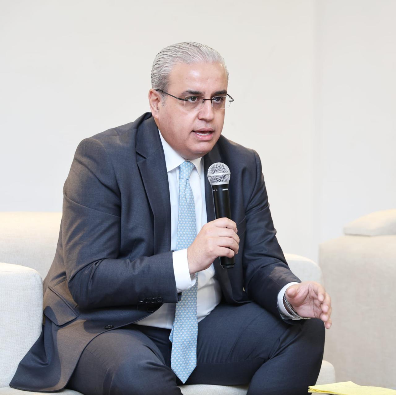 وزير الصحة البدور يشدد على رفع تقارير ربع سنوية لمستشفيات ومديريات الصحة لضمان جودة الخدمات 