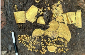 قبر أثري في بنما مملوء بالقطع الذهبية