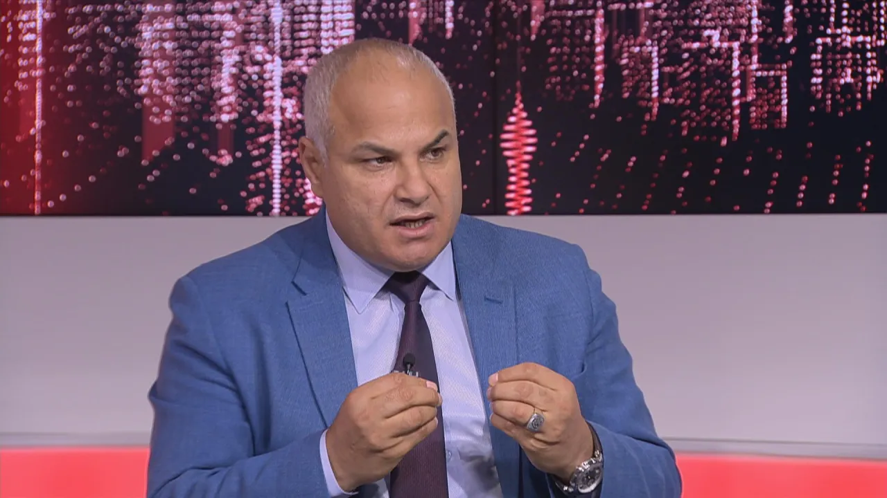 خالد البكار: إنهاء خدمات "الطراونة" جاء بسبب قضايا إدارية 