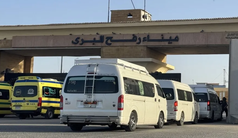 إعادة فتح معبر رفح في الاتجاهين بين غزة ومصر