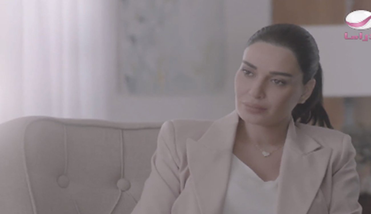 مريضة نفسية تستفز سيرين_عبدالنور في "حدوتة_حب" ..  فهل تخطف زوجها منها؟