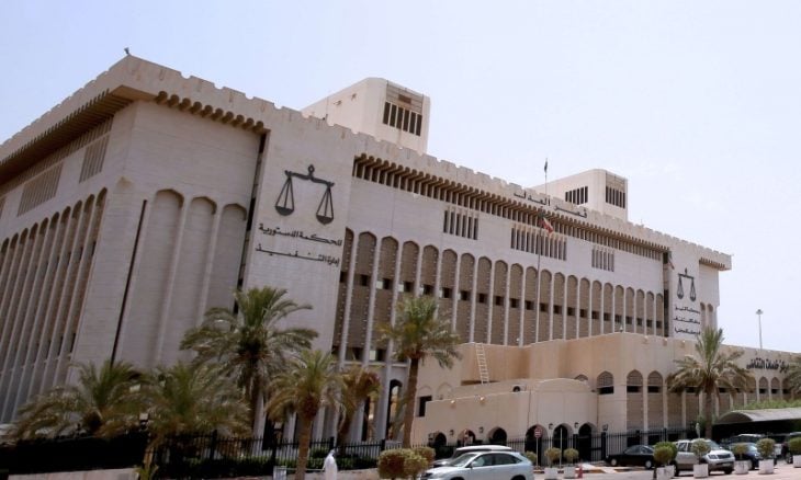 الحكم بإعدام شيخ من الأسرة الحاكمة في الكويت بسبب قتل صديقه
