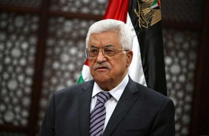 عباس يرحب باتفاق الهدنة الإنسانية في غزة