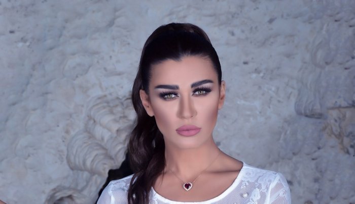  قصة الفنانة “نادين الراسي” وأبرز المعلومات عنها وعن أعمالها الفنية .. ربحت جائزة الموريكس دور ثلاث مرات وقدمت عملا مميزا مع فضل شاكر