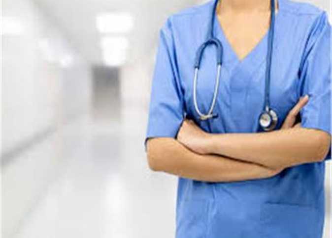 كوادر التمريض المشارك والمساعد يطالبون بتحسين أوضاعهم المعيشية