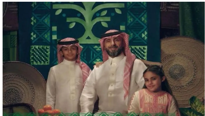 إطلاق هوية اليوم الوطني السعودي 2025 تحت شعار «عزّنا بطبعنا»