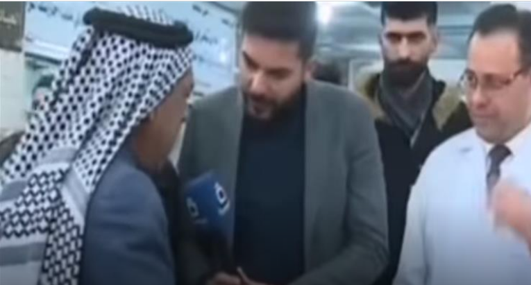 "مات على الهواء" ..  وفاة "عراقي" خلال مقابلة تلفزيونية إثر شكواه من سوء الخدمات الطبية  .. فيديو