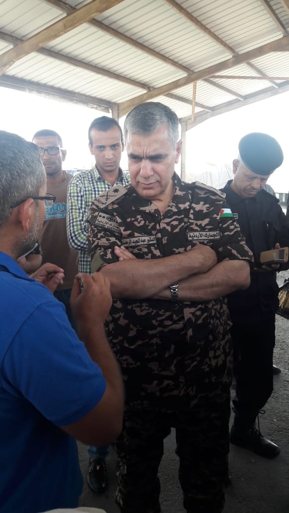 مدير الجمارك يفاجئ ’جمرك المنطقة الحرة‘ في الزرقاء