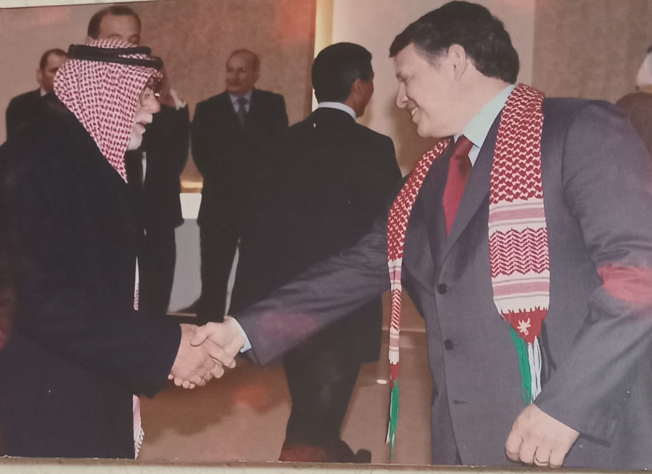 الحاج عبدالله الست 40 عاماً من العطاء والعمل الخيري 