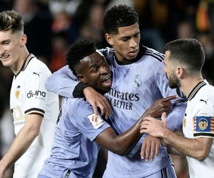 “3 كلمات” تسببت في طرد بلينغهام ..  أنشيلوتي يكشف السر