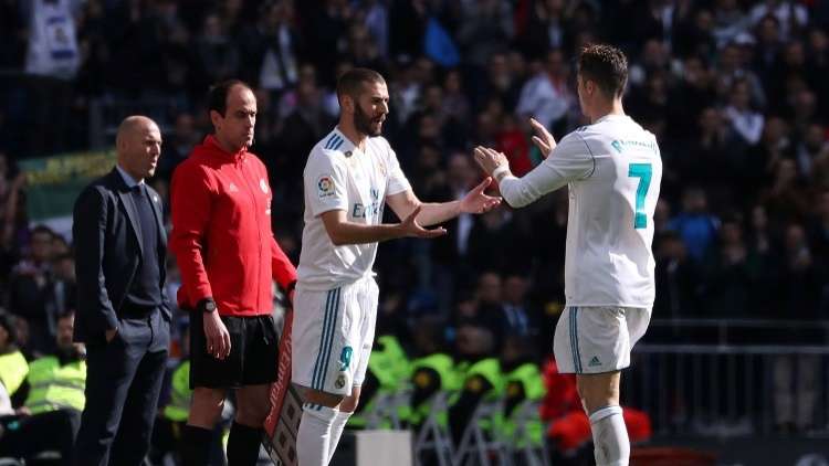 ريال مدريد يتعثر على أرضه أمام جاره أتلتيكو 
