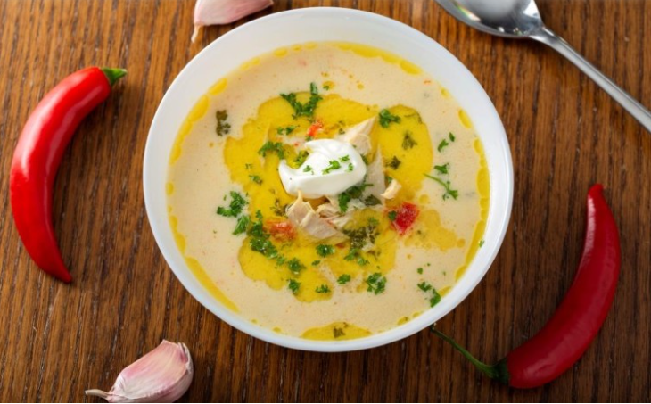 شوربة الدجاج الكيتو