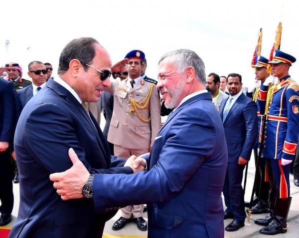 الملك يبحث مع السيسي تنسيق الجهود لاحتواء كورونا